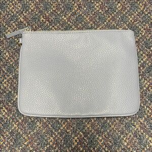 Preloved Nine West Gray Textured Clutch